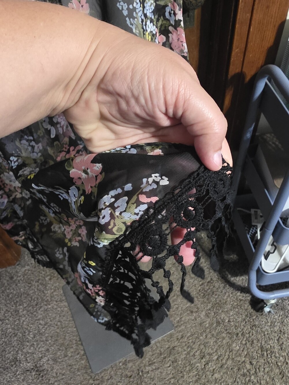 Time And Tru Black Sheer Floral Kimono With Fringe One Size - Picture 6 of 10